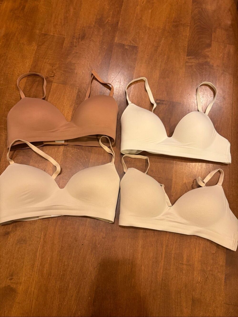Soma Enbliss Wireless Bra 34B Bundle Lot of 4 Nude Ivory Seamless Comfort